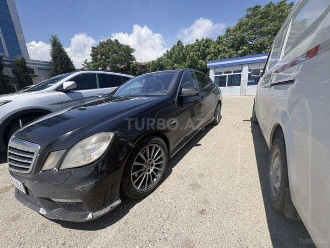 Mercedes E 220-4