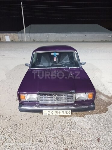 LADA (VAZ) 2107-1
