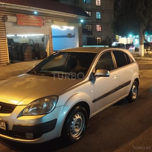 Kia Rio-4