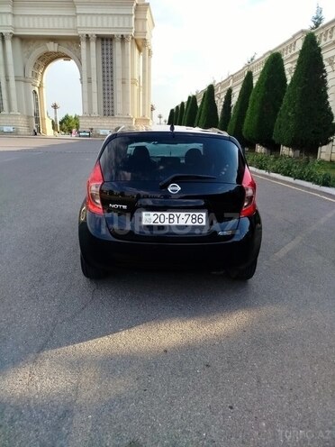 Nissan Note-2