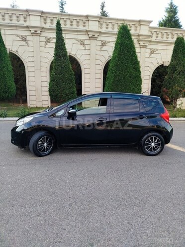 Nissan Note-4