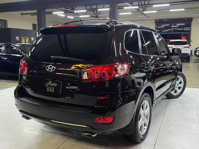 Hyundai Santa Fe-4