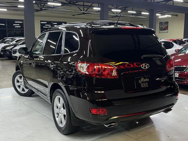 Hyundai Santa Fe-6