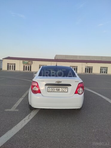 Chevrolet Aveo-2
