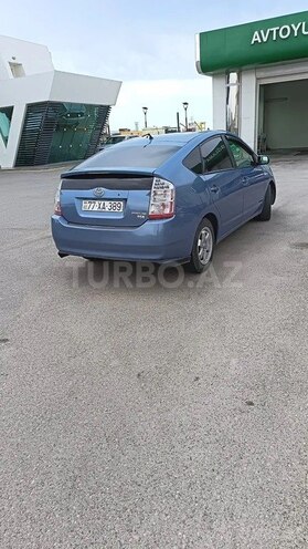 Toyota Prius-4