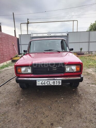 LADA (VAZ) 2107-1