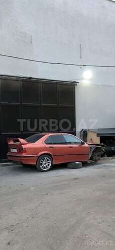 BMW 325-1