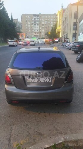 Kia Rio-2