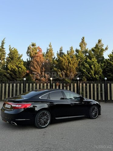 Hyundai Grandeur-7