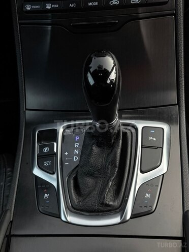 Hyundai Grandeur-14