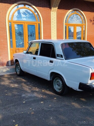 LADA (VAZ) 2107-4