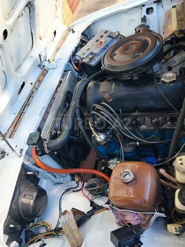 LADA (VAZ) 2107-2