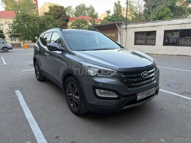 Hyundai Santa Fe-13