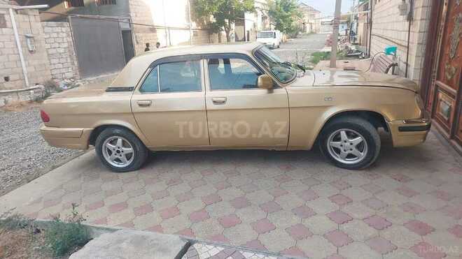 GAZ 31105 "Volga"-10