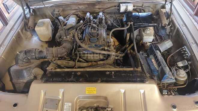 GAZ 31105 "Volga"-12
