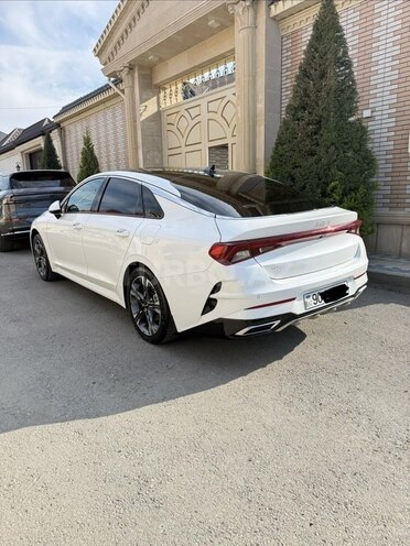 Kia K5-3