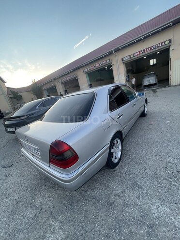 Mercedes C 180-3