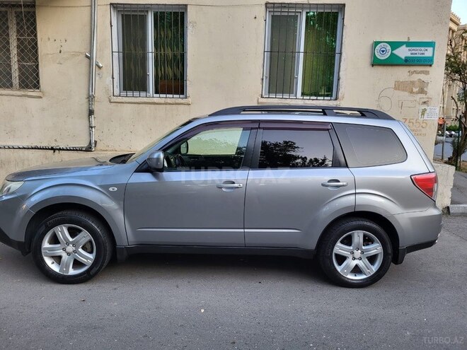 Subaru Forester-3