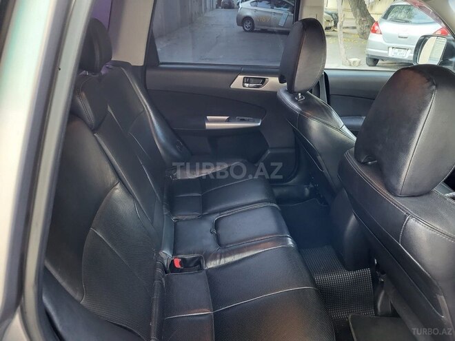 Subaru Forester-6