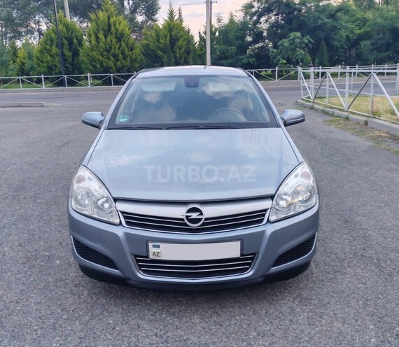 Opel Astra-2