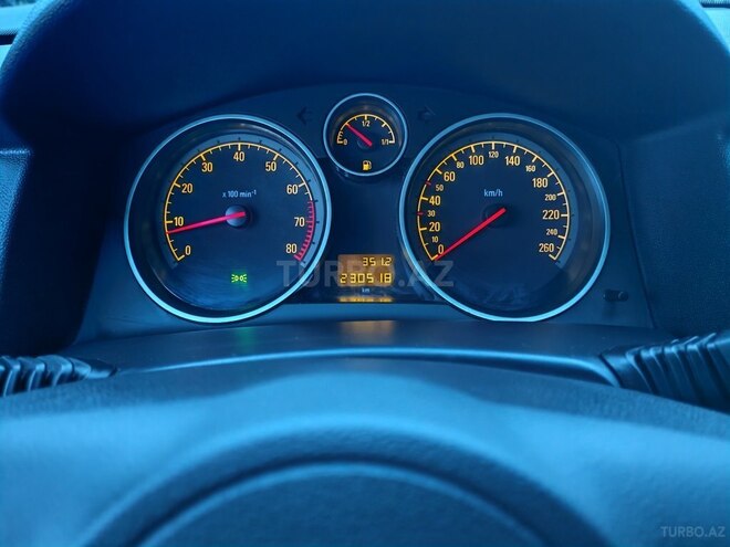 Opel Astra-14