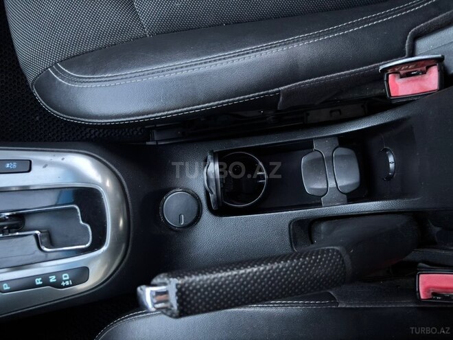 Chevrolet Cruze-10