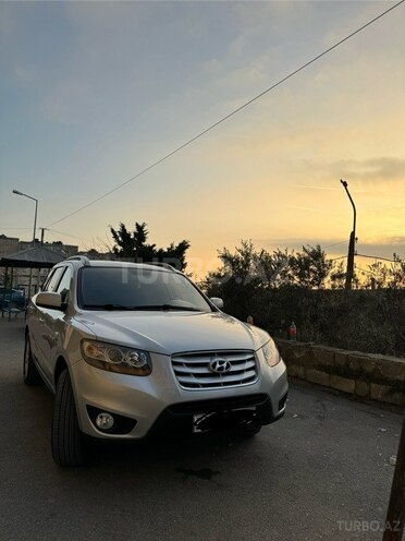Hyundai Santa Fe-1