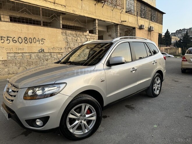 Hyundai Santa Fe-4