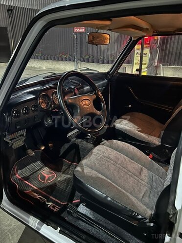 LADA (VAZ) 2106-3