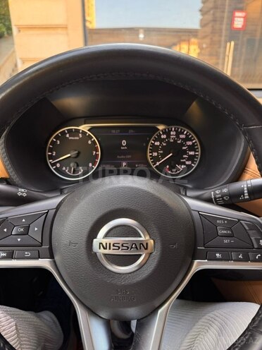 Nissan Sentra-6