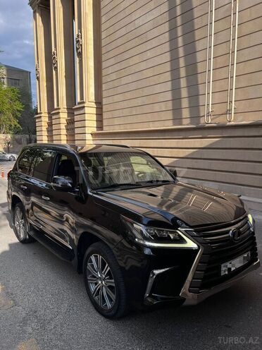 Lexus LX 450d-2