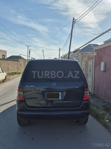 Mercedes ML 320-4
