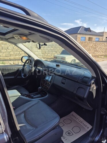 Mercedes ML 320-7