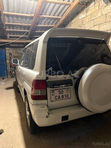 Mitsubishi Pajero io-3
