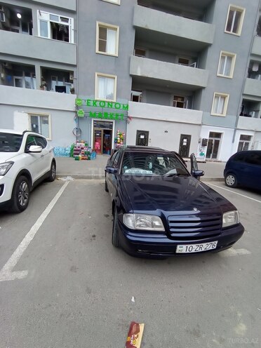 Mercedes E 200-6
