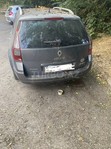 Renault Megane-2