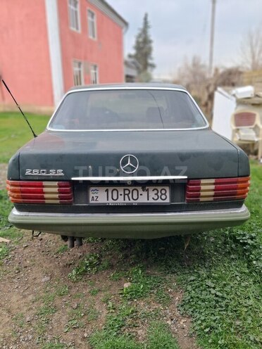 Mercedes 300 SD-2