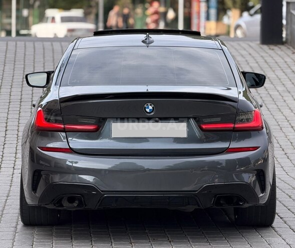 BMW 330-8