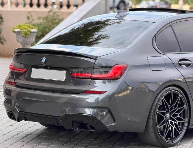 BMW 330-10