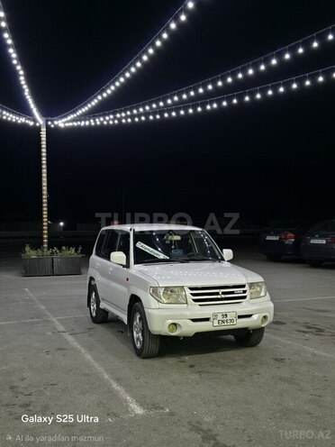 Mitsubishi Pajero io-14