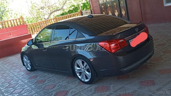 Chevrolet Cruze-5