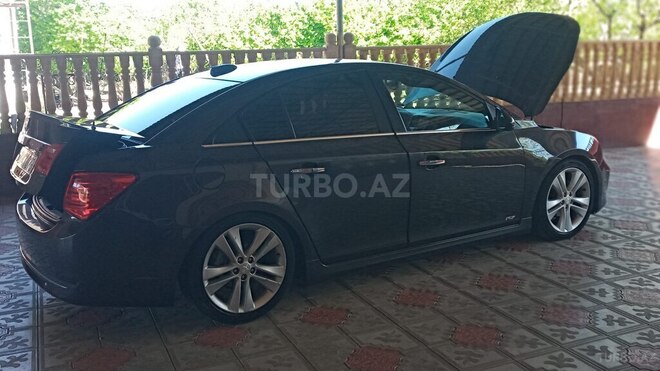 Chevrolet Cruze-9