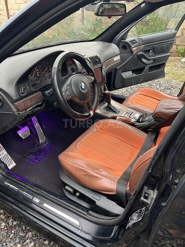 BMW 530-12