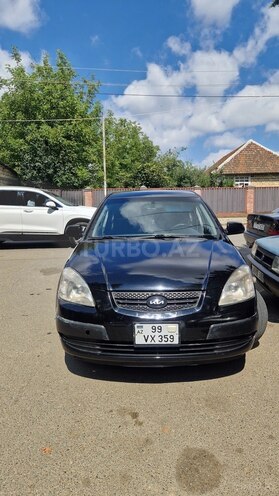 Kia Rio-1