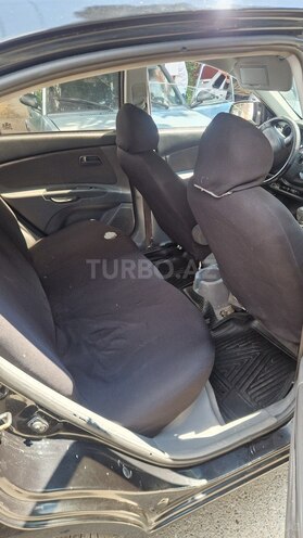 Kia Rio-4