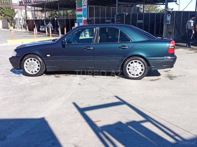 Mercedes C 180-11