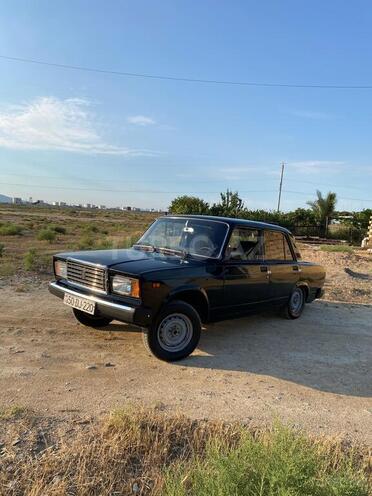 LADA (VAZ) 2107-1
