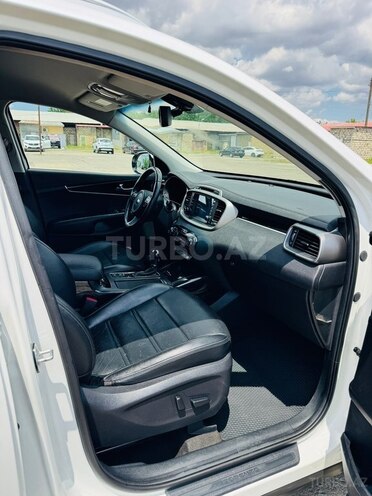Kia Sorento-6