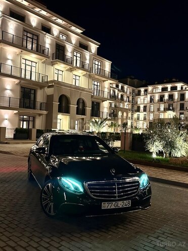 Mercedes E 250-1