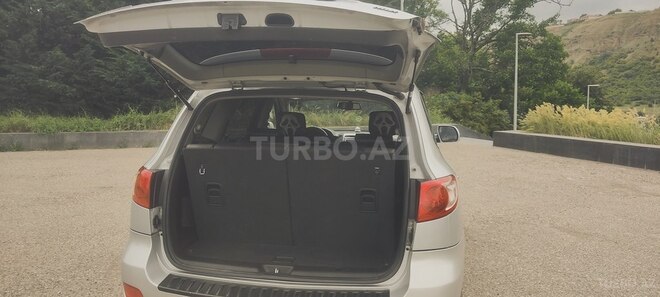 Hyundai Santa Fe-14